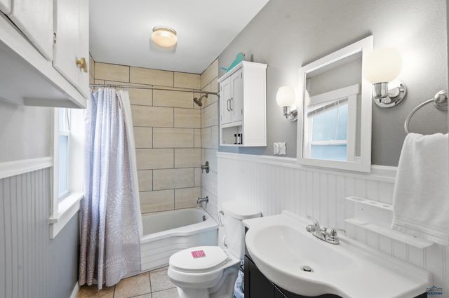 1120 MT RUSHMORE RD, Rapid City, SD 57701