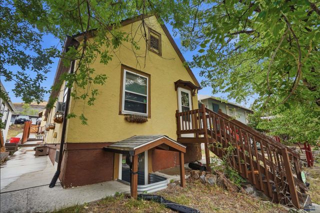 1120 MT RUSHMORE RD, Rapid City, SD 57701