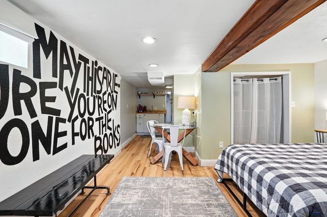1120 MT RUSHMORE RD, Rapid City, SD 57701