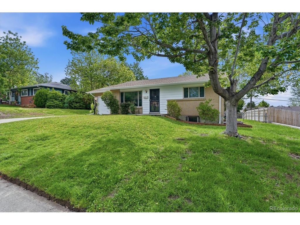 2814 S Winona Ct, Denver, CO 80236