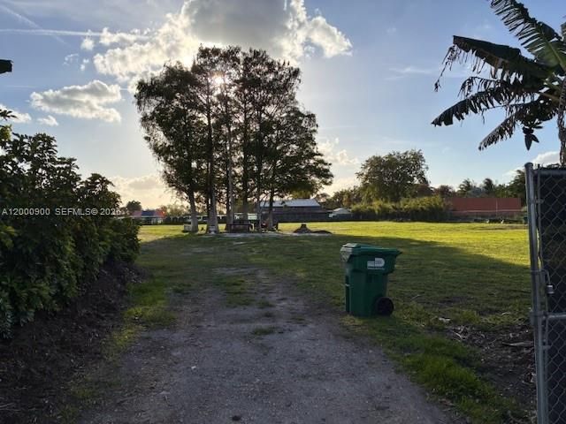UNINCORPORATED, Miami, FL 33187