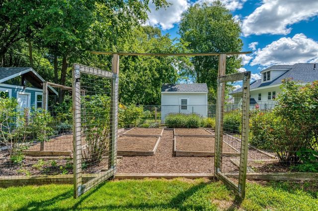 350 Prospect Street, Stoughton, MA 02072