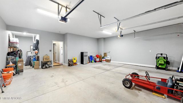 1933 Clearmill Drive, Lenoir City, TN 37772