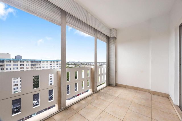 4350 Hillcrest Dr 1016, Hollywood, FL 33021