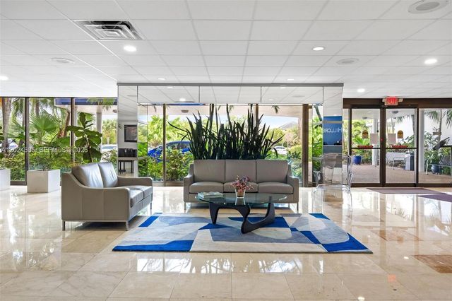 4350 Hillcrest Dr 1016, Hollywood, FL 33021