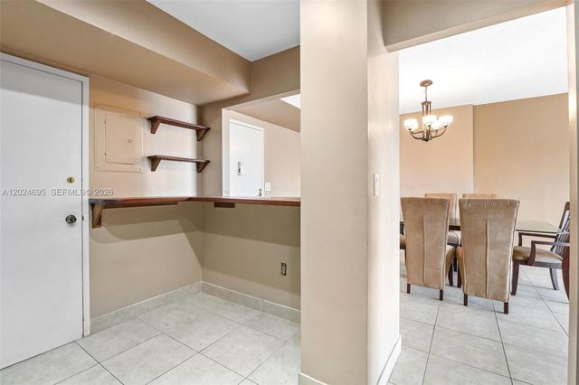 4350 Hillcrest Dr 1016, Hollywood, FL 33021