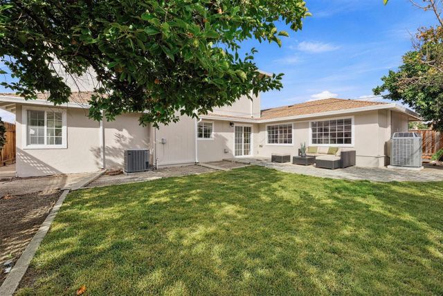 2366 Fatjo Place, Santa Clara, CA 95050