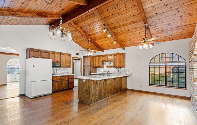 18153 Plymouth Dr, Castro Valley, CA 94546