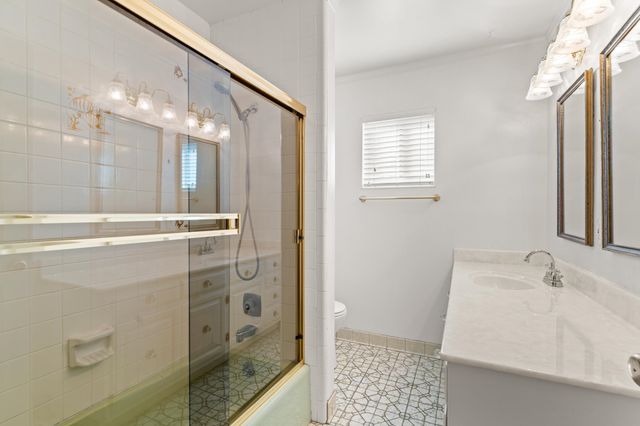 18153 Plymouth Dr, Castro Valley, CA 94546