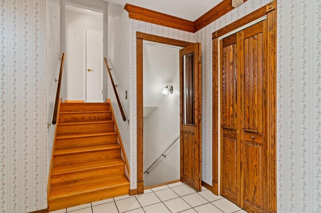 18153 Plymouth Dr, Castro Valley, CA 94546