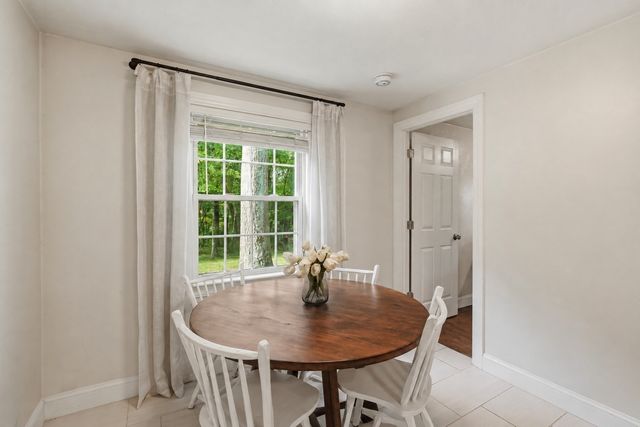 547 Tremont St, Rehoboth, MA 02769