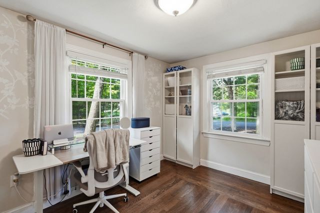 547 Tremont St, Rehoboth, MA 02769