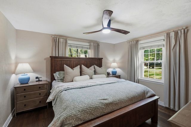 547 Tremont St, Rehoboth, MA 02769