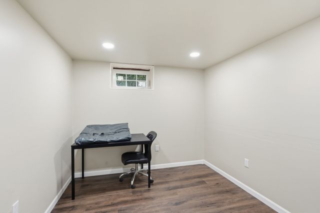 547 Tremont St, Rehoboth, MA 02769