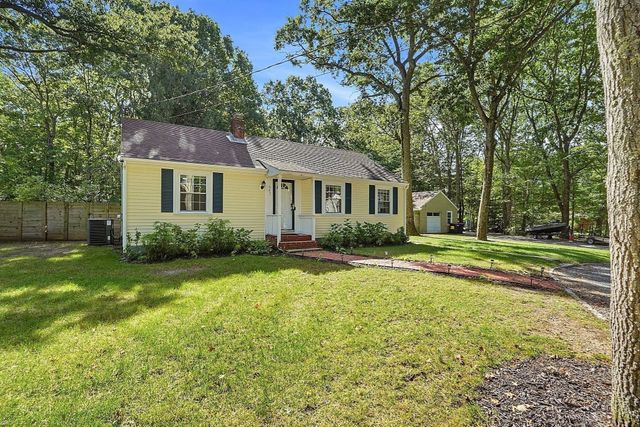 547 Tremont St, Rehoboth, MA 02769