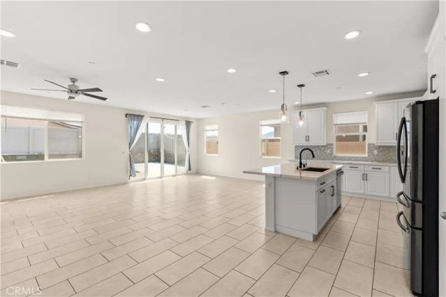 37708 67th East, Palmdale, CA 93552