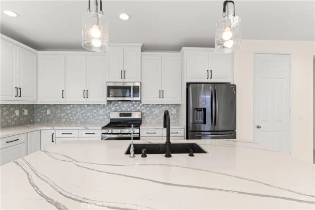 37708 67th East, Palmdale, CA 93552