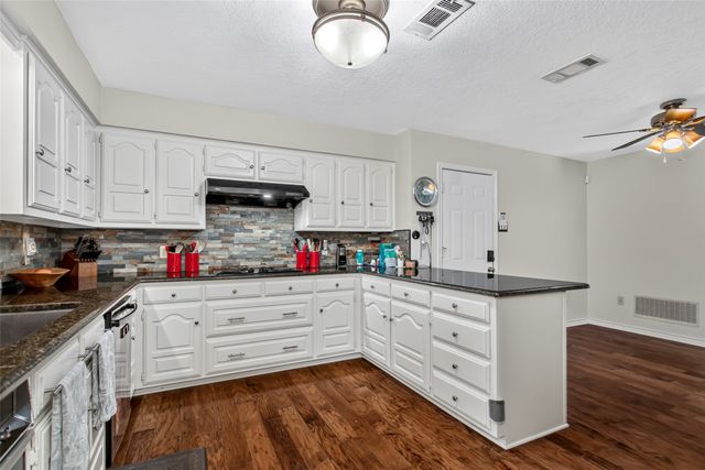 2407 Briarcliff Drive, Irving, TX 75062