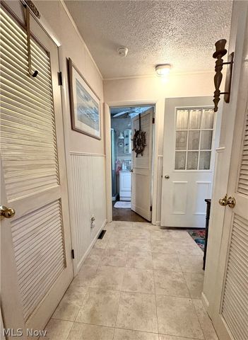 600 Lakeview Avenue, Conneaut, OH 44030