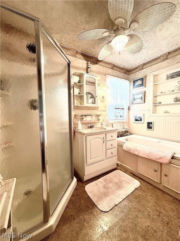 600 Lakeview Avenue, Conneaut, OH 44030