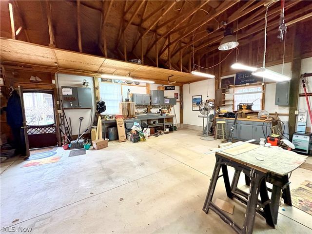 600 Lakeview Avenue, Conneaut, OH 44030