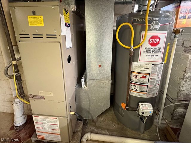 600 Lakeview Avenue, Conneaut, OH 44030