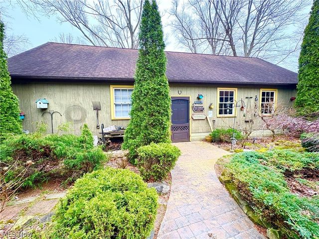 600 Lakeview Avenue, Conneaut, OH 44030