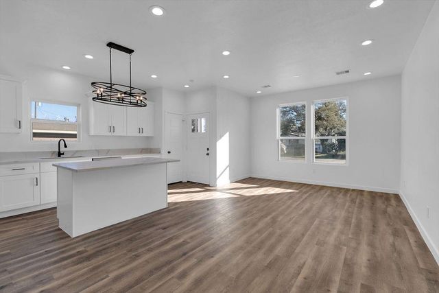 104 Runnels Street, Willis, TX 77378