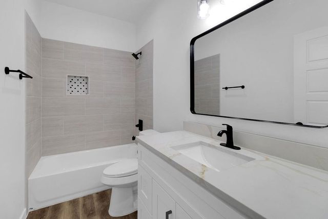 104 Runnels Street, Willis, TX 77378