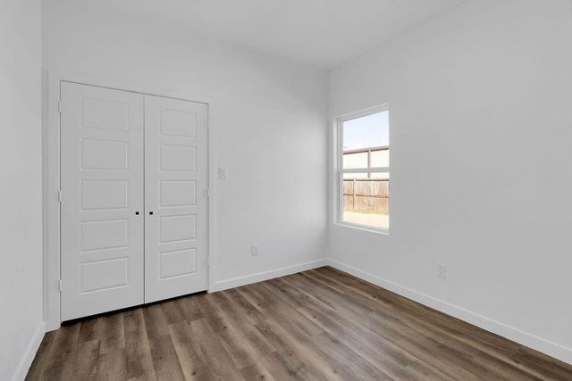 104 Runnels Street, Willis, TX 77378