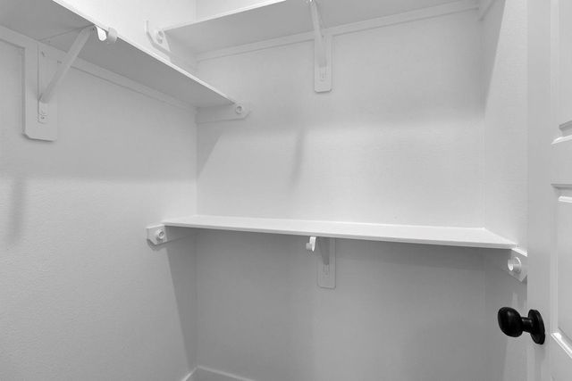 104 Runnels Street, Willis, TX 77378