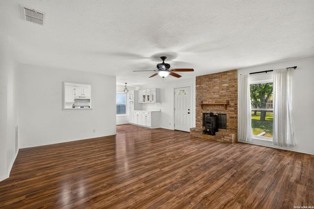 238 DIRSCHELL DR, San Antonio, TX 78245