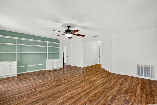 238 DIRSCHELL DR, San Antonio, TX 78245