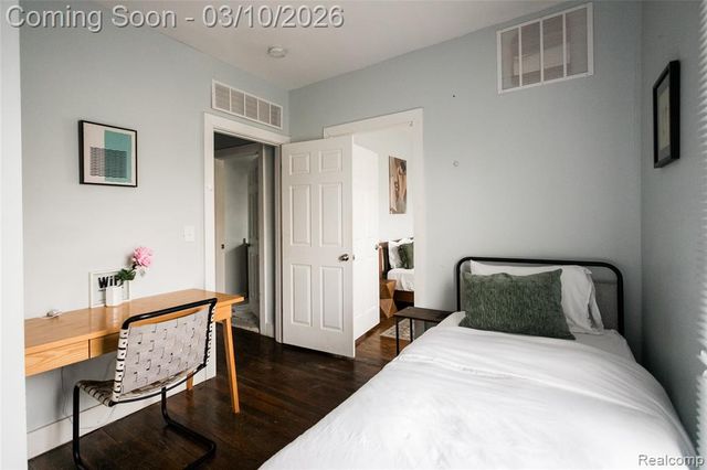 2547 Sheridan Street, Detroit, MI 48214