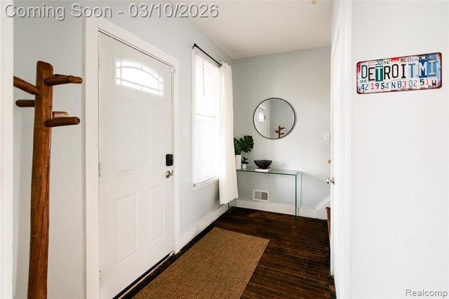 2547 Sheridan Street, Detroit, MI 48214