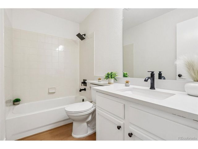 2826 Dharma Ave, Broomfield, CO 80020