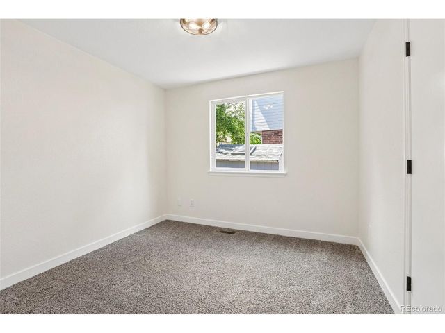 2826 Dharma Ave, Broomfield, CO 80020