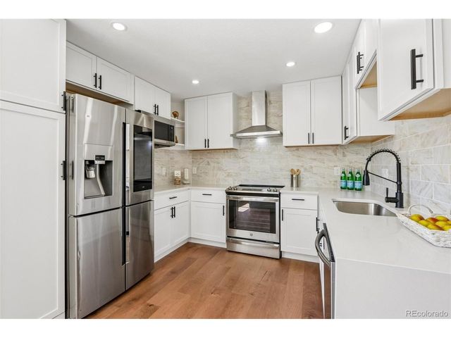 2826 Dharma Ave, Broomfield, CO 80020