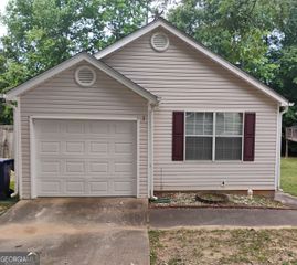 1596 Wembley Drive, Douglasville, GA 30134