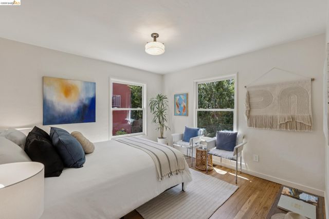 2218 Parker St, Berkeley, CA 94704