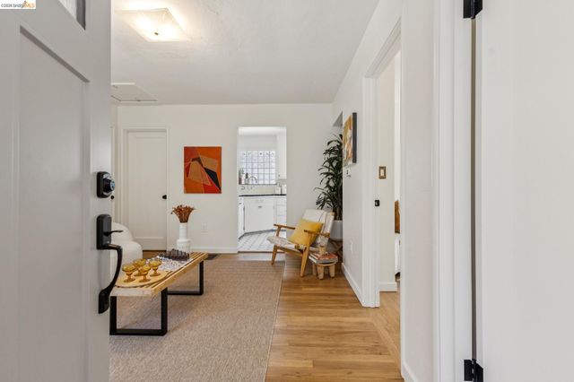 2218 Parker St, Berkeley, CA 94704
