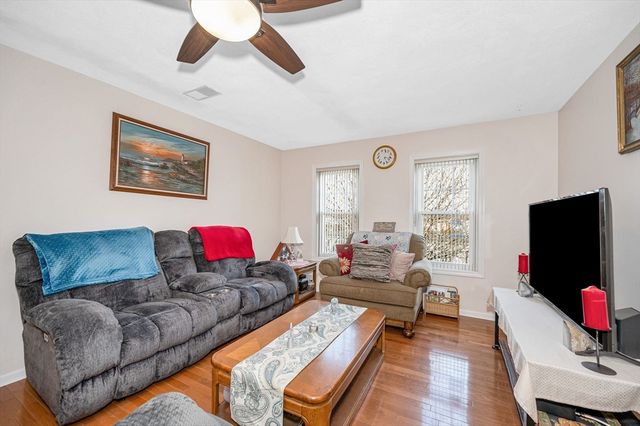 39 Broadway 305, Malden, MA 02148