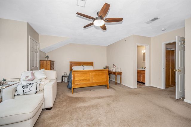 39 Broadway 305, Malden, MA 02148