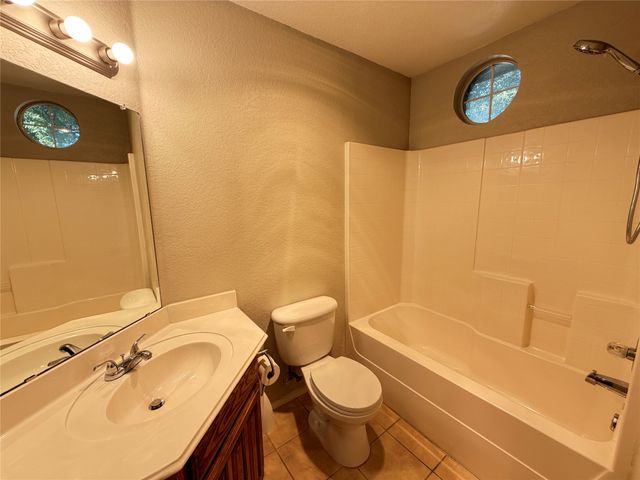 5932 Highcrest Drive, Watauga, TX 76148