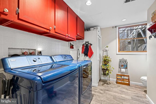 1573 GARRISONVILLE RD, Stafford, VA 22556