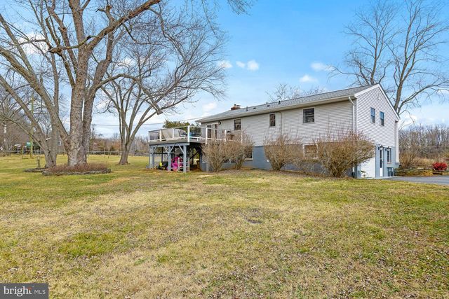 1573 GARRISONVILLE RD, Stafford, VA 22556