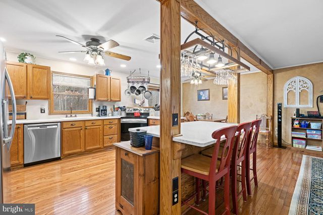 1573 GARRISONVILLE RD, Stafford, VA 22556