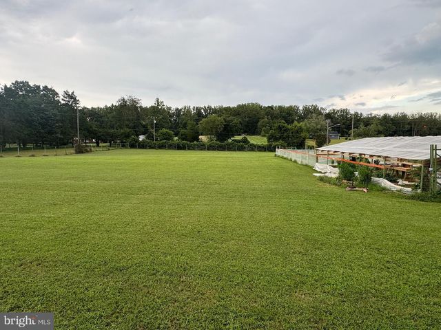 1573 GARRISONVILLE RD, Stafford, VA 22556