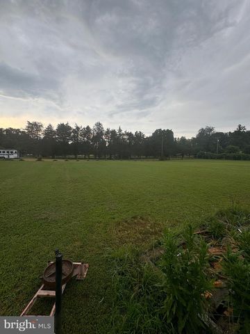 1573 GARRISONVILLE RD, Stafford, VA 22556