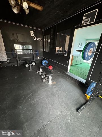 1573 GARRISONVILLE RD, Stafford, VA 22556